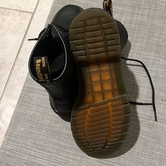 Doc Marten’s Women’s:Black Size 8 - Picture 3 of 4